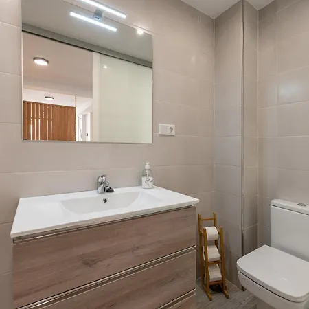 アパート La Trinidad フエンヒロラ